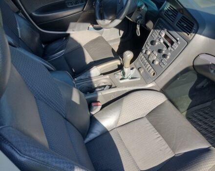 Черный Вольво В70, объемом двигателя 2.4 л и пробегом 440 тыс. км за 3000 $, фото 5 на Automoto.ua