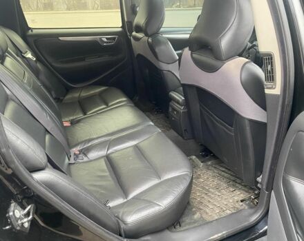 Чорний Вольво V70, об'ємом двигуна 2.4 л та пробігом 250 тис. км за 5000 $, фото 5 на Automoto.ua