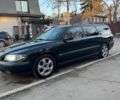 Чорний Вольво V70, об'ємом двигуна 2.4 л та пробігом 327 тис. км за 5000 $, фото 1 на Automoto.ua