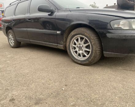 Чорний Вольво V70, об'ємом двигуна 2.4 л та пробігом 250 тис. км за 5000 $, фото 3 на Automoto.ua