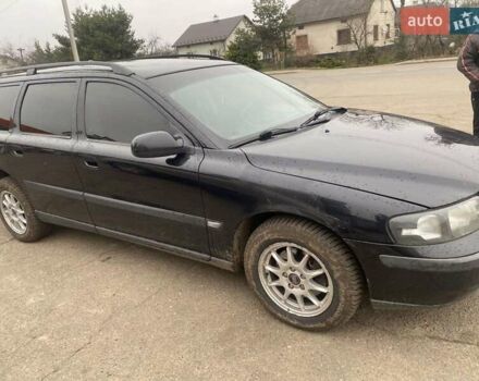 Чорний Вольво V70, об'ємом двигуна 2.4 л та пробігом 250 тис. км за 5000 $, фото 4 на Automoto.ua