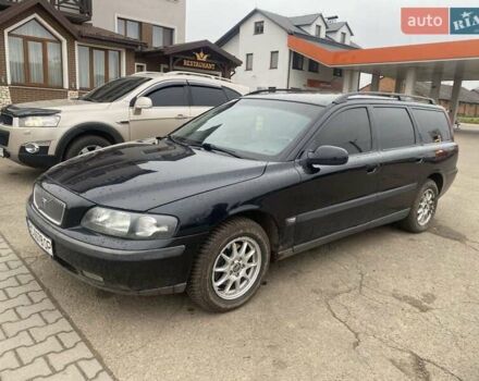 Чорний Вольво V70, об'ємом двигуна 2.4 л та пробігом 250 тис. км за 5000 $, фото 1 на Automoto.ua