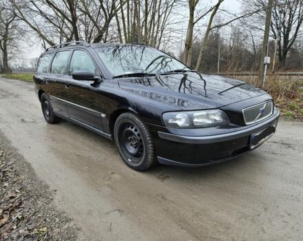 Черный Вольво В70, объемом двигателя 2.4 л и пробегом 400 тыс. км за 2400 $, фото 1 на Automoto.ua