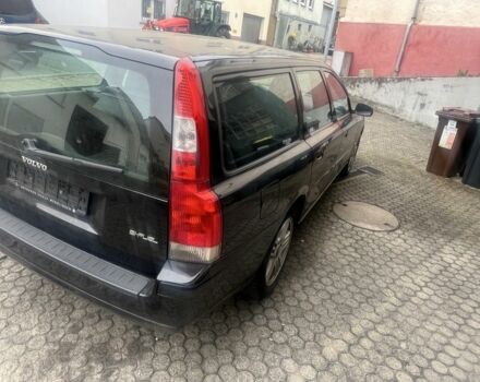 Черный Вольво В70, объемом двигателя 0 л и пробегом 310 тыс. км за 874 $, фото 4 на Automoto.ua