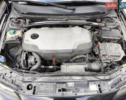 Черный Вольво В70, объемом двигателя 2.4 л и пробегом 289 тыс. км за 7500 $, фото 13 на Automoto.ua