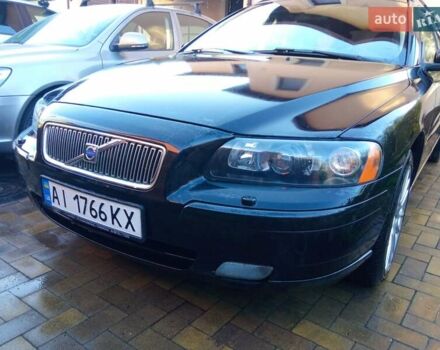 Черный Вольво В70, объемом двигателя 2.4 л и пробегом 289 тыс. км за 7500 $, фото 3 на Automoto.ua