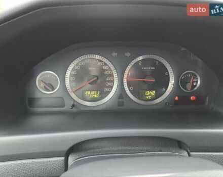 Черный Вольво В70, объемом двигателя 2.4 л и пробегом 289 тыс. км за 7500 $, фото 12 на Automoto.ua