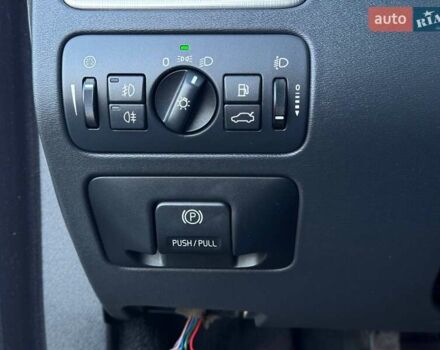 Черный Вольво В70, объемом двигателя 2 л и пробегом 281 тыс. км за 8000 $, фото 30 на Automoto.ua