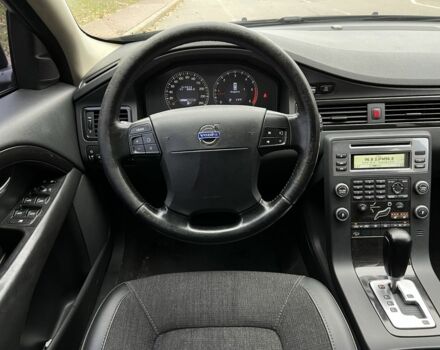 Вольво В70 2008 в Киеве на Automoto.ua Черный Вольво В70, объемом двигателя 2.4 л и пробегом 317 тыс. км за 10999 $, фото 8 на Automoto.ua