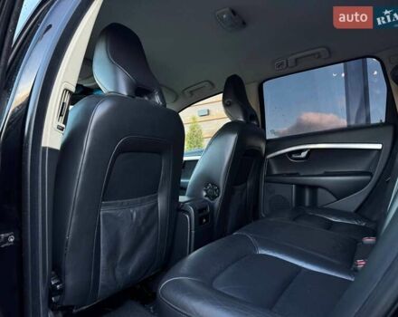 Черный Вольво В70, объемом двигателя 2 л и пробегом 281 тыс. км за 8000 $, фото 44 на Automoto.ua