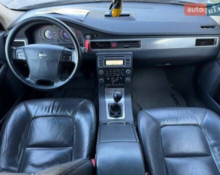 Черный Вольво В70, объемом двигателя 2 л и пробегом 281 тыс. км за 8000 $, фото 48 на Automoto.ua