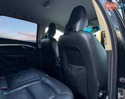 Черный Вольво В70, объемом двигателя 2 л и пробегом 281 тыс. км за 8000 $, фото 55 на Automoto.ua