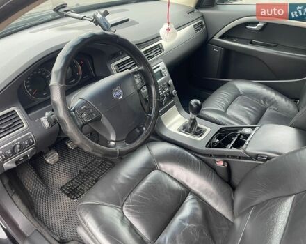 Чорний Вольво V70, об'ємом двигуна 2 л та пробігом 348 тис. км за 8000 $, фото 34 на Automoto.ua