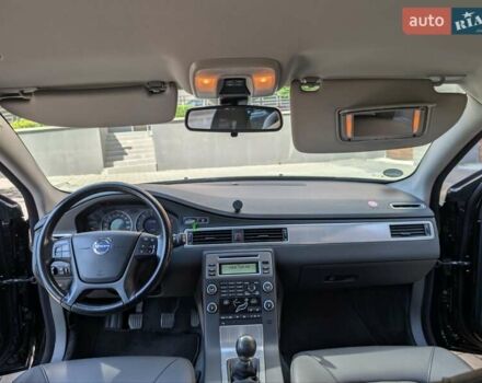 Черный Вольво В70, объемом двигателя 2 л и пробегом 339 тыс. км за 7599 $, фото 64 на Automoto.ua