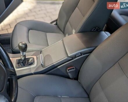 Черный Вольво В70, объемом двигателя 2 л и пробегом 339 тыс. км за 7599 $, фото 60 на Automoto.ua