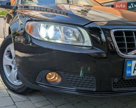 Черный Вольво В70, объемом двигателя 2 л и пробегом 339 тыс. км за 7599 $, фото 2 на Automoto.ua