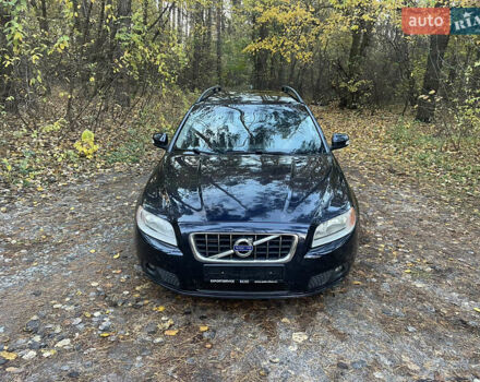 Черный Вольво В70, объемом двигателя 2.4 л и пробегом 180 тыс. км за 4700 $, фото 1 на Automoto.ua