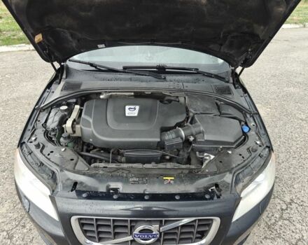 Чорний Вольво V70, об'ємом двигуна 2.4 л та пробігом 436 тис. км за 4271 $, фото 7 на Automoto.ua