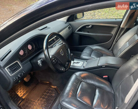 Черный Вольво В70, объемом двигателя 2.4 л и пробегом 180 тыс. км за 4700 $, фото 12 на Automoto.ua