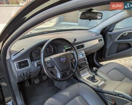 Черный Вольво В70, объемом двигателя 2 л и пробегом 338 тыс. км за 8100 $, фото 60 на Automoto.ua