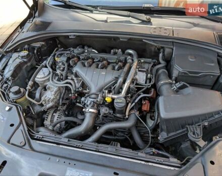 Черный Вольво В70, объемом двигателя 2 л и пробегом 339 тыс. км за 7599 $, фото 17 на Automoto.ua