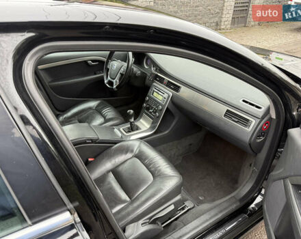 Черный Вольво В70, объемом двигателя 1.6 л и пробегом 270 тыс. км за 6200 $, фото 15 на Automoto.ua