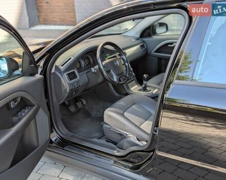 Черный Вольво В70, объемом двигателя 2 л и пробегом 339 тыс. км за 7599 $, фото 38 на Automoto.ua