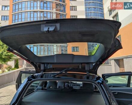 Черный Вольво В70, объемом двигателя 2 л и пробегом 339 тыс. км за 7599 $, фото 69 на Automoto.ua