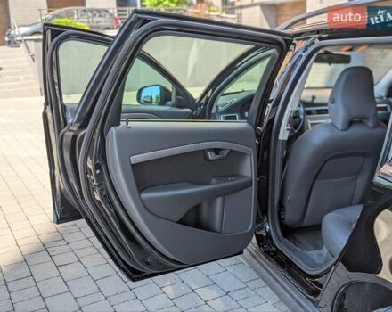 Черный Вольво В70, объемом двигателя 2 л и пробегом 339 тыс. км за 7599 $, фото 39 на Automoto.ua