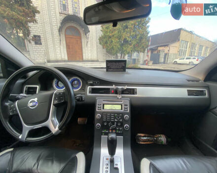 Черный Вольво В70, объемом двигателя 2 л и пробегом 323 тыс. км за 8500 $, фото 14 на Automoto.ua