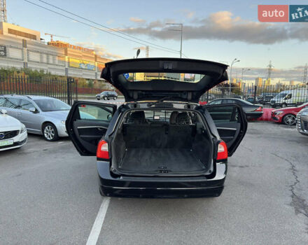 Черный Вольво В70, объемом двигателя 2 л и пробегом 238 тыс. км за 12800 $, фото 20 на Automoto.ua