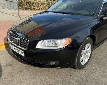 Черный Вольво В70, объемом двигателя 2.4 л и пробегом 329 тыс. км за 8500 $, фото 1 на Automoto.ua