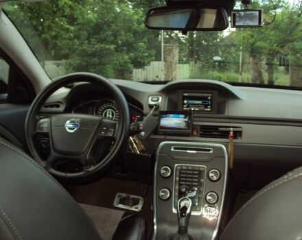 Черный Вольво В70, объемом двигателя 2 л и пробегом 220 тыс. км за 11500 $, фото 9 на Automoto.ua