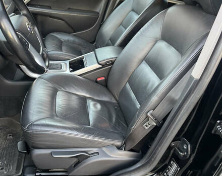 Черный Вольво В70, объемом двигателя 2.4 л и пробегом 288 тыс. км за 15490 $, фото 19 на Automoto.ua