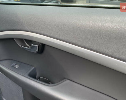 Чорний Вольво V70, об'ємом двигуна 1.6 л та пробігом 235 тис. км за 9300 $, фото 55 на Automoto.ua