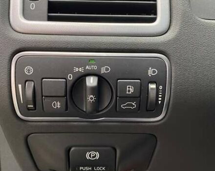 Черный Вольво В70, объемом двигателя 1.56 л и пробегом 310 тыс. км за 9100 $, фото 19 на Automoto.ua