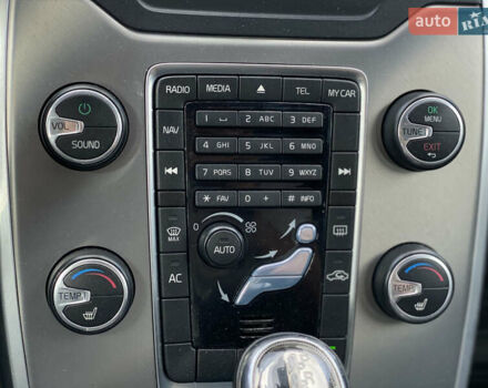 Чорний Вольво V70, об'ємом двигуна 1.6 л та пробігом 235 тис. км за 9300 $, фото 31 на Automoto.ua