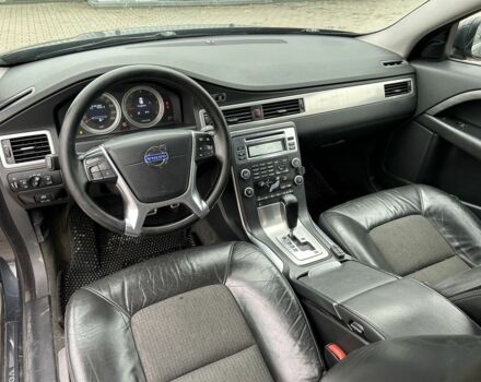 Чорний Вольво V70, об'ємом двигуна 2 л та пробігом 300 тис. км за 3250 $, фото 10 на Automoto.ua
