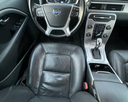 Черный Вольво В70, объемом двигателя 2.4 л и пробегом 288 тыс. км за 15490 $, фото 17 на Automoto.ua