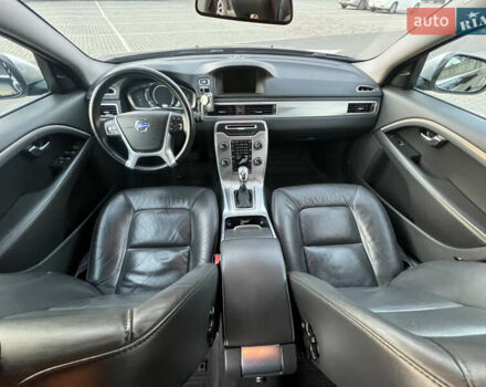 Черный Вольво В70, объемом двигателя 2.4 л и пробегом 288 тыс. км за 15490 $, фото 2 на Automoto.ua