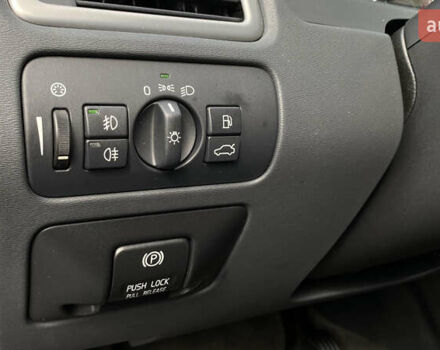 Чорний Вольво V70, об'ємом двигуна 1.6 л та пробігом 235 тис. км за 9300 $, фото 47 на Automoto.ua