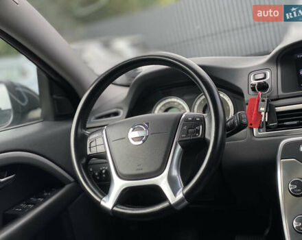 Чорний Вольво V70, об'ємом двигуна 1.6 л та пробігом 235 тис. км за 9300 $, фото 22 на Automoto.ua