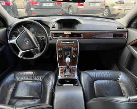 Чорний Вольво V70, об'ємом двигуна 2 л та пробігом 428 тис. км за 8900 $, фото 10 на Automoto.ua