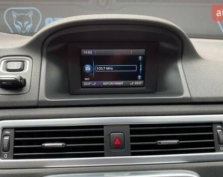 Черный Вольво В70, объемом двигателя 1.56 л и пробегом 310 тыс. км за 9100 $, фото 22 на Automoto.ua