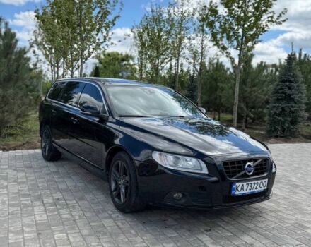 Чорний Вольво V70, об'ємом двигуна 2 л та пробігом 428 тис. км за 8900 $, фото 4 на Automoto.ua