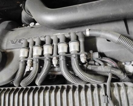 Черный Вольво В70, объемом двигателя 2 л и пробегом 190 тыс. км за 11357 $, фото 12 на Automoto.ua