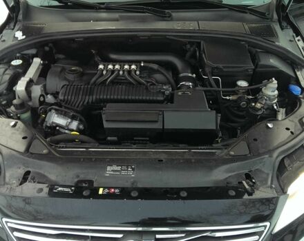 Черный Вольво В70, объемом двигателя 2 л и пробегом 190 тыс. км за 11357 $, фото 7 на Automoto.ua