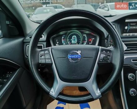 Черный Вольво В70, объемом двигателя 2 л и пробегом 215 тыс. км за 15500 $, фото 8 на Automoto.ua