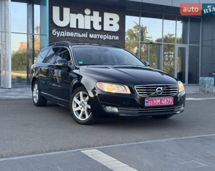 Черный Вольво В70, объемом двигателя 2 л и пробегом 200 тыс. км за 15000 $, фото 13 на Automoto.ua