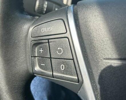 Чорний Вольво V70, об'ємом двигуна 2 л та пробігом 254 тис. км за 14500 $, фото 6 на Automoto.ua